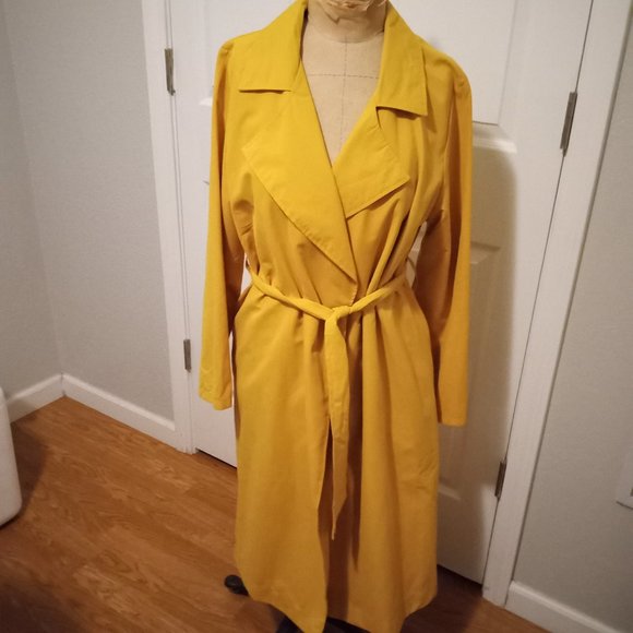 Coat - Picture 1 of 1